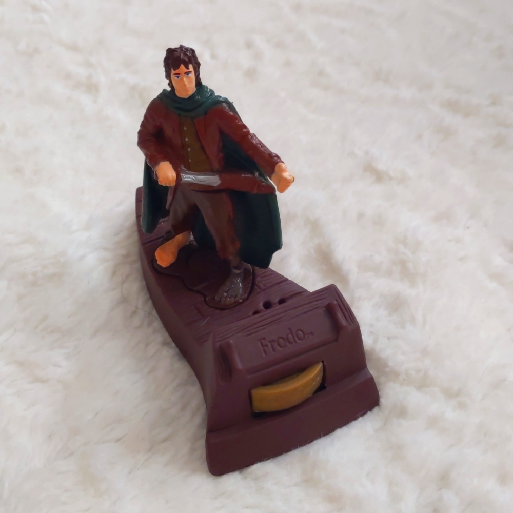 2001 Lord of the Rings Frodo Action Figure